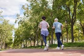 00：1134岁“格斗女王”张伟丽说男朋友不好找后，自荐私信＂爆炸了＂