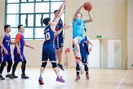 NBA｜詹皇复出战公牛不开心 湖人失赛季新高146分