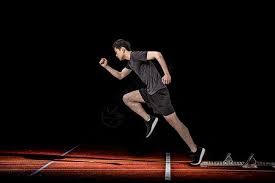 那不勒斯外线射门精准制胜