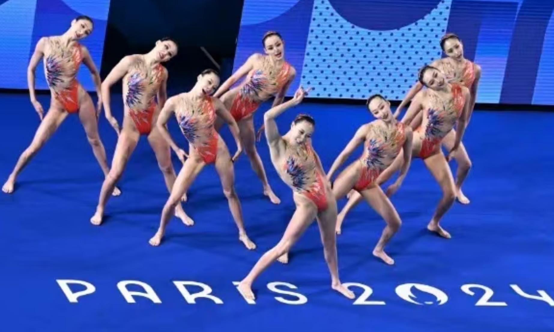 将在欧国联半决赛交手，登贝莱将社媒头像换成和加维的合影